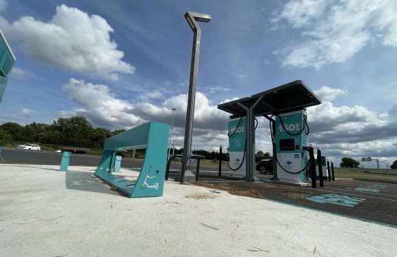 Nouveau : Des bornes de recharges électriques !