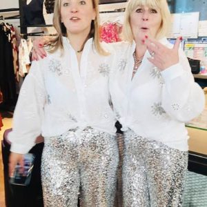 Merci à vous les filles ! Merci à vous les filles !