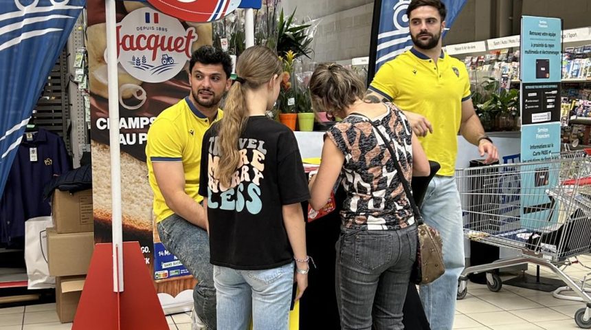 L&rsquo;ASM RUGBY EN DÉDICACES À RIOM SUD !